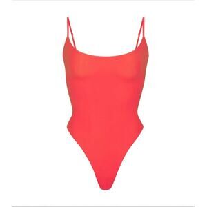 SKIMS NWT Fits Everybody Cami Thong Spaghetti Strap Bodysuit Poppy Sz L Sexy